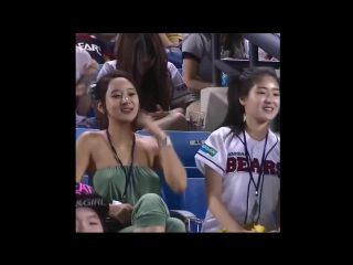 hot korean girls watch baseball match without bra - showyourbikini [asian, porn, erotic, asian,(1)